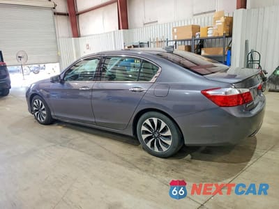 Drugie zdjęcie samochodu z przodu: 2015 HONDA ACCORD HYBRID EXL VIN:1HGCR6F55FA010665 - miniatura