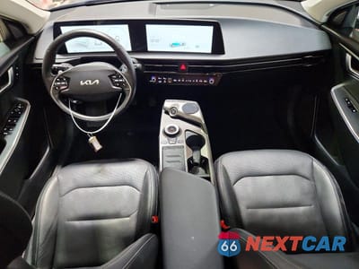 Zdjęcie 8 z 13 samochodu: 2024 KIA EV6 WIND VIN:KNDC34LA2R5183708 - miniatura