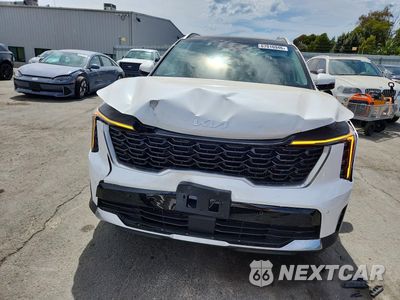 Piąte zdjęcie samochodu w środku: 2025 KIA SORENTO EX VIN:KNDRJDJH4S5421435 - miniatura