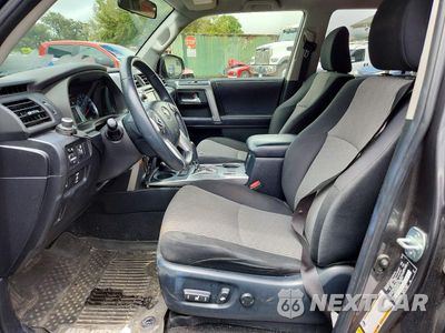 Zdjęcie 7 z 14 samochodu: 2018 TOYOTA 4RUNNER SR5 VIN:JTEBU5JRXJ5551365 - miniatura