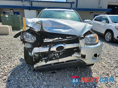 Piąte zdjęcie samochodu w środku: 2010 TOYOTA RAV4 LIMITED VIN:JTMDK4DV8AD015249 - miniatura