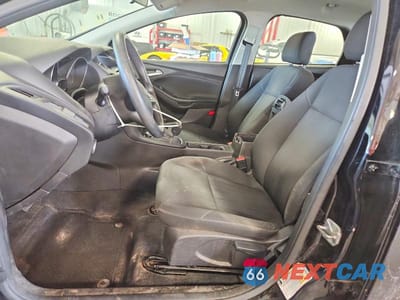 Zdjęcie 7 z 12 samochodu: 2016 FORD FOCUS SE VIN:1FADP3F28GL282216 - miniatura