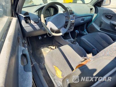 Zdjęcie 8 z 12 samochodu: 2002 HYUNDAI ACCENT L VIN:KMHCF35G02U217011 - miniatura