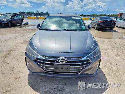 Piąte zdjęcie samochodu w środku: 2019 HYUNDAI ELANTRA SEL VIN:5NPD84LF8KH479680 - miniatura