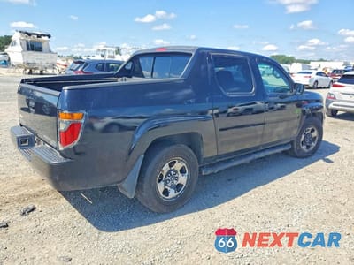Trzecie zdjęcie samochodu z tyłu: 2006 HONDA RIDGELINE RT VIN:2HJYK16296H562202 - miniatura