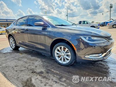 Czwarte zdjęcie samochodu z boku: 2015 CHRYSLER 200 C VIN:1C3CCCCG9FN510023 - miniatura