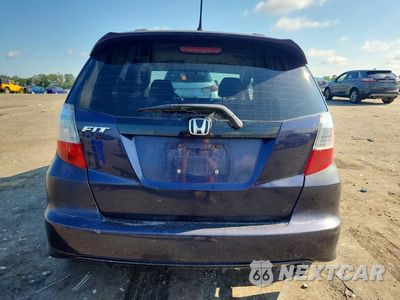 Zdjęcie 6 z 12 samochodu: 2010 HONDA FIT SPORT VIN:JHMGE8H41AC014929 - miniatura
