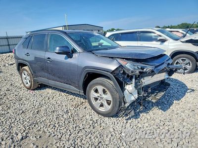 Czwarte zdjęcie samochodu z boku: 2021 TOYOTA RAV4 XLE VIN:2T3P1RFV2MW220020 - miniatura