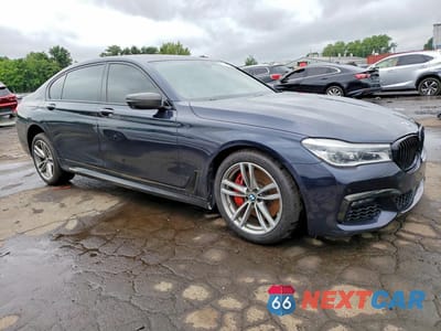 Czwarte zdjęcie samochodu z boku: 2016 BMW 750 XI VIN:WBA7F2C54GG415837 - miniatura