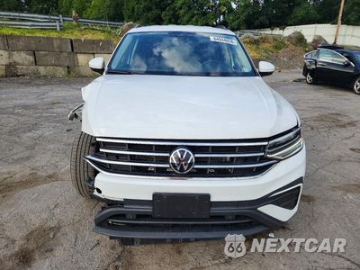 Piąte zdjęcie samochodu w środku: 2024 VOLKSWAGEN TIGUAN S VIN:3VVRB7AX6RM158201 - miniatura