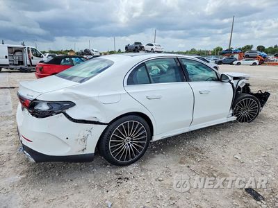 Trzecie zdjęcie samochodu z tyłu: 2026 MERCEDES-BENZ E 450 4MATIC VIN:W1KLF6BBXTA303790 - miniatura