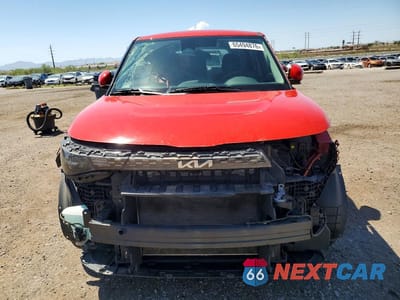 Piąte zdjęcie samochodu w środku: 2023 KIA SOUL LX VIN:KNDJ23AUXP7199660 - miniatura