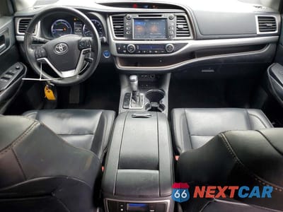 Zdjęcie 8 z 13 samochodu: 2019 TOYOTA HIGHLANDER HYBRID XLE VIN:5TDJGRFH6KS053786 - miniatura