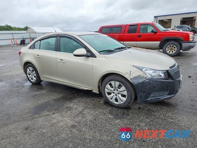 Czwarte zdjęcie samochodu z boku: 2014 CHEVROLET CRUZE LT VIN:1G1PC5SB6E7303499 - miniatura