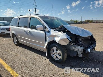 Czwarte zdjęcie samochodu z boku: 2011 DODGE GRAND CARAVAN CREW VIN:2D4RN5DGXBR657784 - miniatura