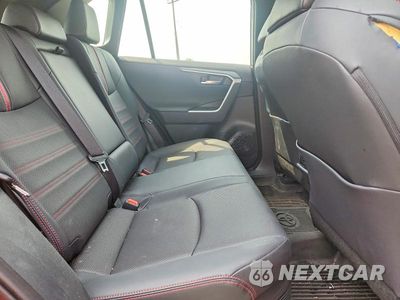 Zdjęcie 11 z 13 samochodu: 2025 TOYOTA RAV4 XSE VIN:JTMFB3FV1SD257446 - miniatura