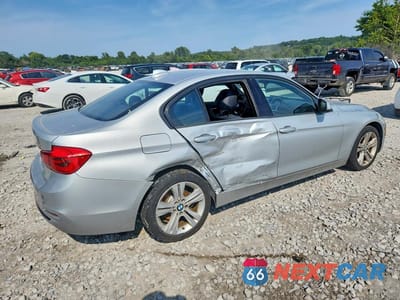Trzecie zdjęcie samochodu z tyłu: 2016 BMW 328 XI SULEV VIN:WBA8E3C58GK501727 - miniatura