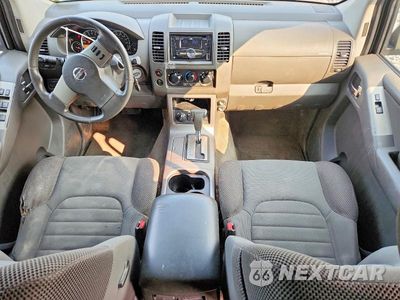 Zdjęcie 8 z 13 samochodu: 2011 NISSAN PATHFINDER S VIN:5N1AR1NB7BC619508 - miniatura