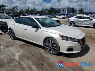 Czwarte zdjęcie samochodu z boku: 2019 NISSAN ALTIMA SR VIN:1N4BL4CV8KC206611 - miniatura