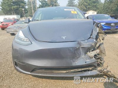 Piąte zdjęcie samochodu w środku: 2023 TESLA MODEL Y VIN:7SAYGDEE5PF584730 - miniatura