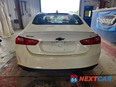 Zdjęcie 6 z 12 samochodu: 2017 CHEVROLET MALIBU LT VIN:1G1ZE5ST1HF184962 - miniatura