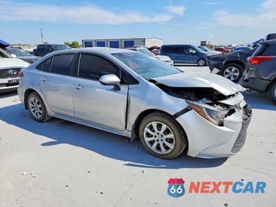 Czwarte zdjęcie samochodu z boku: 2022 TOYOTA COROLLA LE VIN:JTDEPMAE1N3007256 - miniatura