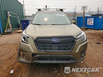 Piąte zdjęcie samochodu w środku: 2022 SUBARU FORESTER PREMIUM VIN:JF2SKAEC6NH424174 - miniatura