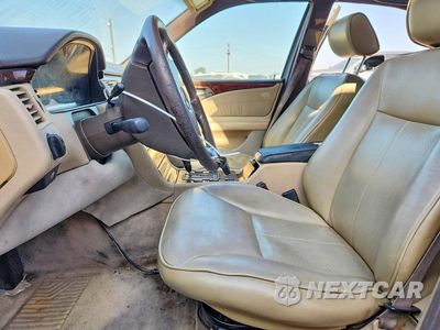 Zdjęcie 7 z 12 samochodu: 1996 MERCEDES-BENZ E 320 VIN:WDBJF55F2TJ019255 - miniatura