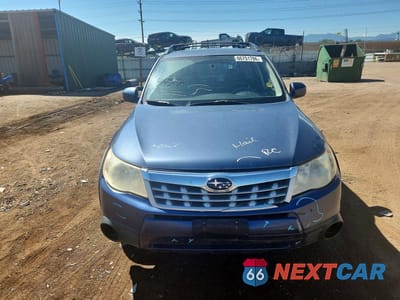 Piąte zdjęcie samochodu w środku: 2011 SUBARU FORESTER 2.5X PREMIUM VIN:JF2SHADC5BH757980 - miniatura