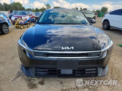 Piąte zdjęcie samochodu w środku: 2026 KIA K4 LXS VIN:3KPFT4DE8TE324033 - miniatura
