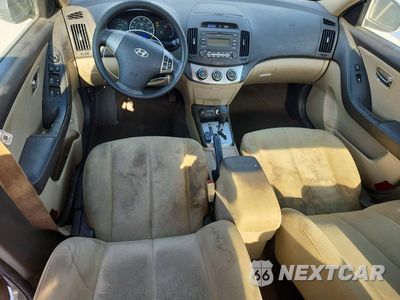 Zdjęcie 8 z 13 samochodu: 2010 HYUNDAI ELANTRA GLS VIN:KMHDU4AD6AU924107 - miniatura