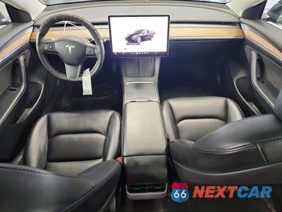 Zdjęcie 8 z 12 samochodu: 2023 TESLA MODEL 3 VIN:5YJ3E1EA8PF451310 - miniatura