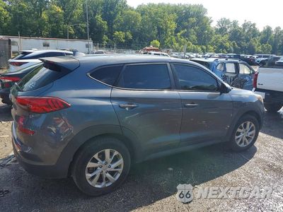Trzecie zdjęcie samochodu z tyłu: 2019 HYUNDAI TUCSON SE VIN:KM8J2CA42KU917806 - miniatura