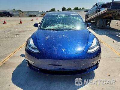 Piąte zdjęcie samochodu w środku: 2018 TESLA MODEL 3 VIN:5YJ3E1EAXJF155079 - miniatura