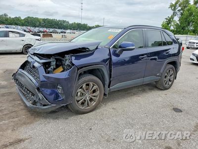 2024 TOYOTA RAV4 XLE PREMIUM JTMB6RFVXRD121560 - główne zdjęcie licytacji z USA - miniatura
