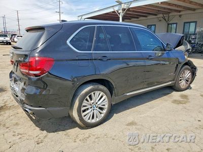Trzecie zdjęcie samochodu z tyłu: 2016 BMW X5 XDRIVE35I VIN:5UXKR0C59G0P27779 - miniatura