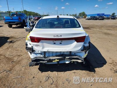 Zdjęcie 6 z 13 samochodu: 2023 KIA FORTE LXS VIN:3KPF24AD1PE649661 - miniatura