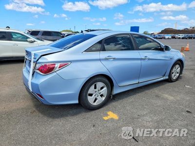 Trzecie zdjęcie samochodu z tyłu: 2012 HYUNDAI SONATA HYBRID VIN:KMHEC4A49CA034499 - miniatura