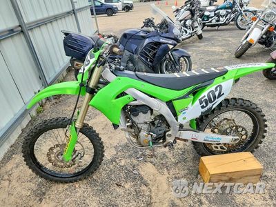 Trzecie zdjęcie samochodu z tyłu: 2021 KAWASAKI KX252 C VIN:JKBKXTCC4MA006420 - miniatura