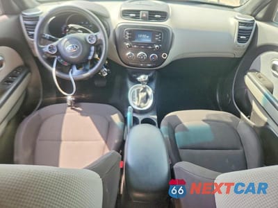 Zdjęcie 8 z 12 samochodu: 2016 KIA SOUL BASE VIN:KNDJN2A24G7356566 - miniatura