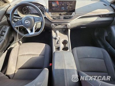Zdjęcie 8 z 12 samochodu: 2025 NISSAN ALTIMA SV VIN:1N4BL4DVXSN335744 - miniatura