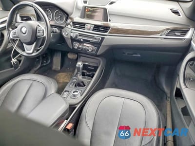 Zdjęcie 8 z 13 samochodu: 2017 BMW X1 XDRIVE28I VIN:WBXHT3Z34H4A55974 - miniatura