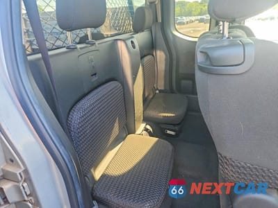 Zdjęcie 10 z 12 samochodu: 2006 NISSAN FRONTIER SE VIN:1N6AD06W36C406251 - miniatura