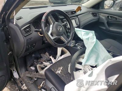 Zdjęcie 8 z 13 samochodu: 2019 NISSAN ROGUE S VIN:5N1AT2MT9KC745886 - miniatura