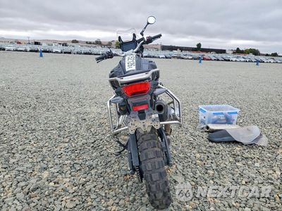 Czwarte zdjęcie samochodu z boku: 2022 BMW F 850 GS VIN:WB10B1907N6F39156 - miniatura