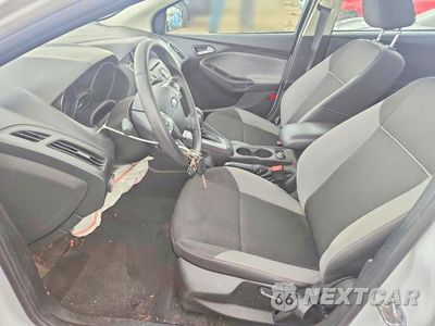 Zdjęcie 7 z 12 samochodu: 2014 FORD FOCUS SE VIN:1FADP3F24EL344417 - miniatura