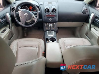 Zdjęcie 8 z 13 samochodu: 2010 NISSAN ROGUE SL VIN:JN8AS5MT8AW015851 - miniatura