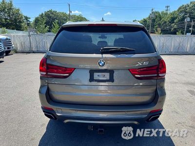 Piąte zdjęcie samochodu w środku: 2018 BMW X5 XDRIVE50I VIN:5UXKR6C58J0U15446 - miniatura