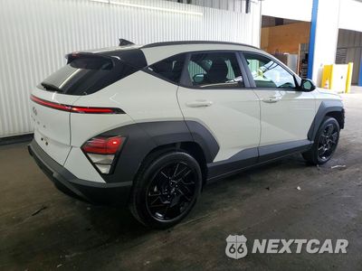 Trzecie zdjęcie samochodu z tyłu: 2026 HYUNDAI KONA SEL SPORT VIN:KM8HF3AB3TU440533 - miniatura