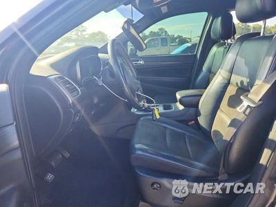 Zdjęcie 7 z 13 samochodu: 2019 JEEP GRAND CHEROKEE LAREDO VIN:1C4RJEAG5KC614895 - miniatura